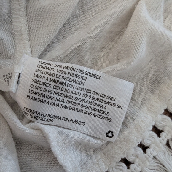 White and red boho cardigan - Picture 10 of 10